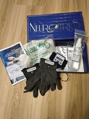 Conductive Therapy Gloves – Black Wearable Treatment Kit